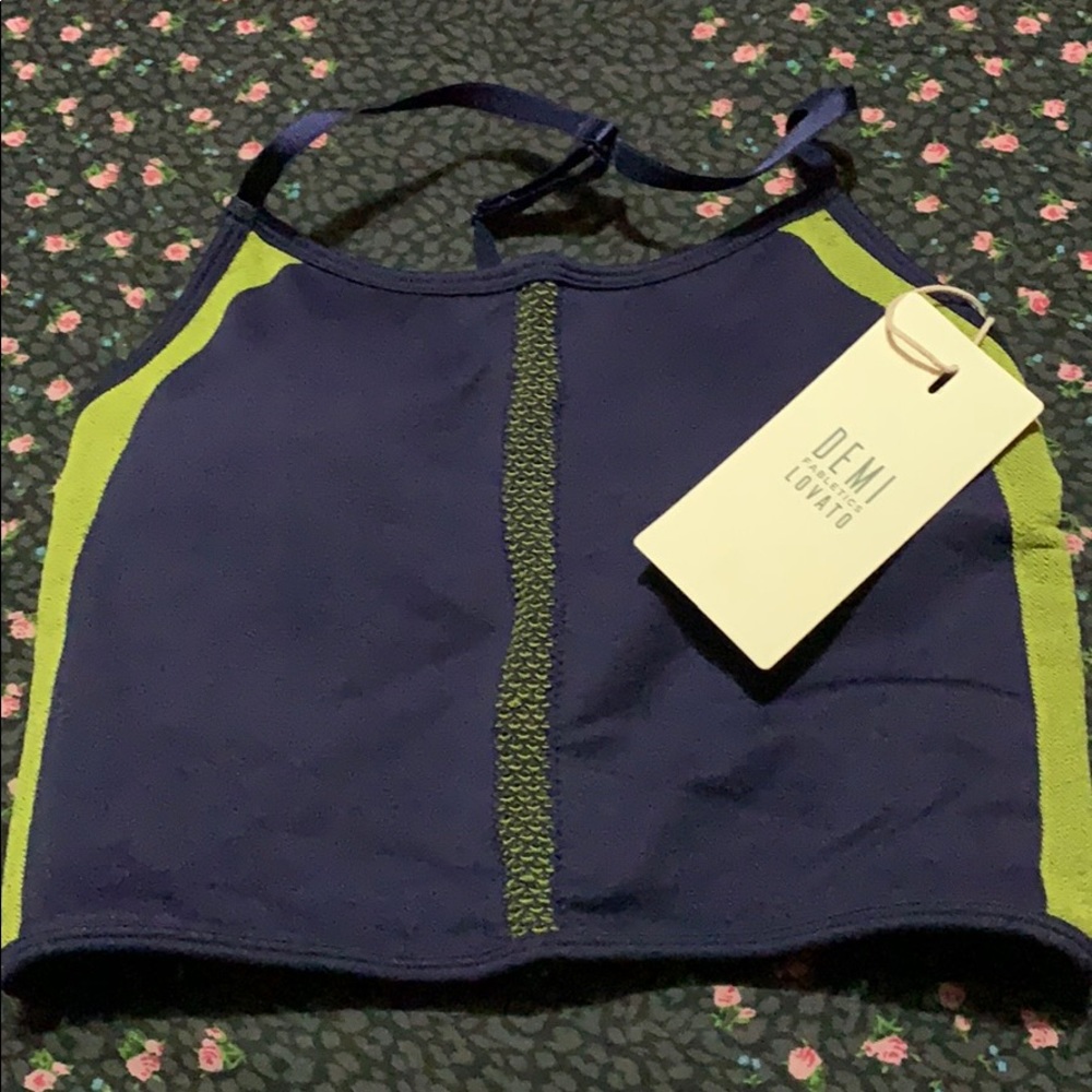 Sports bra